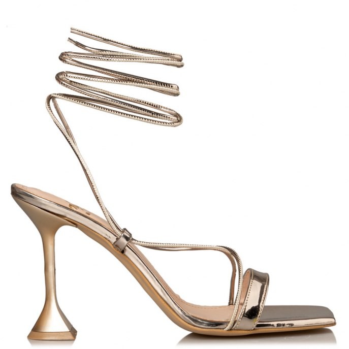 Mairiboo by Envie Shoes Γυναικεία Πέδιλα M03-15770-67 Σαμπανιζέ MARTINIS
