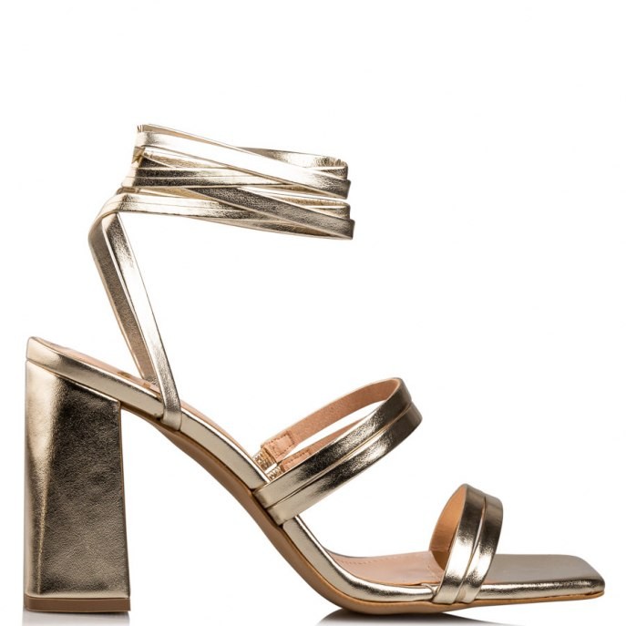 Mairiboo by Envie Shoes Γυναικεία Πέδιλα M03-17521-45 Πλατίνα
